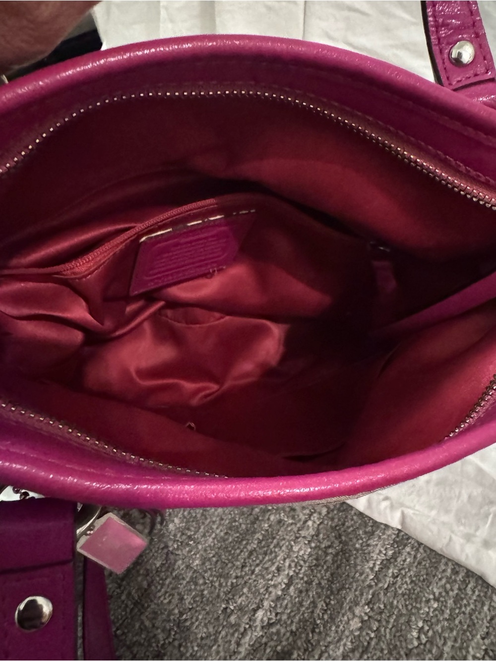 Coach Daisy Signature Emma Tote (often referred to as a Mia Satchel or Tote - Picture 4 of 7